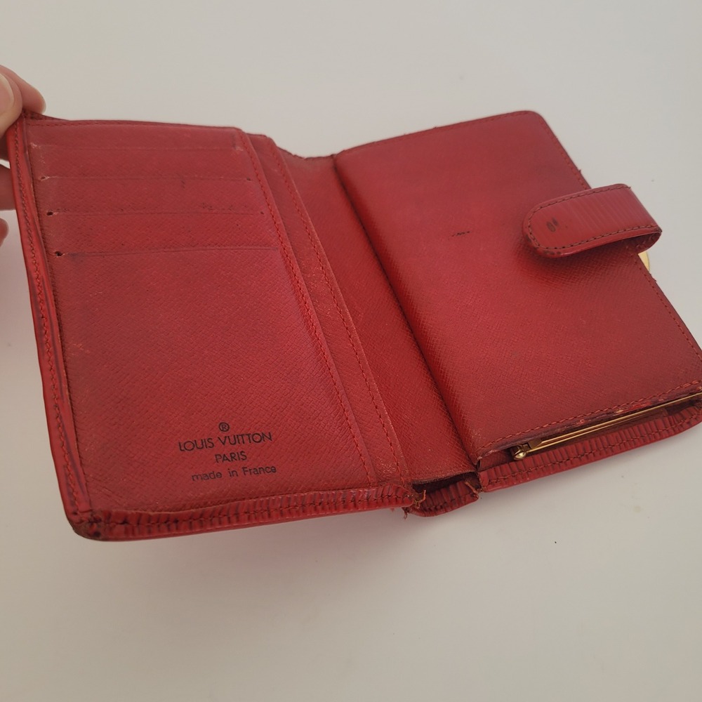Louis Vuitton Red Epi Leather Portefeuille Viennois Kiss Lock Wallet MI0918 - Picture 3 of 13